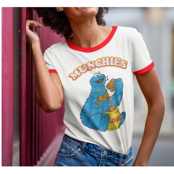 Sesame Street Cookie Monster Munchies Ringer T-Shirt Women M White Red Retro - Picture 1 of 9